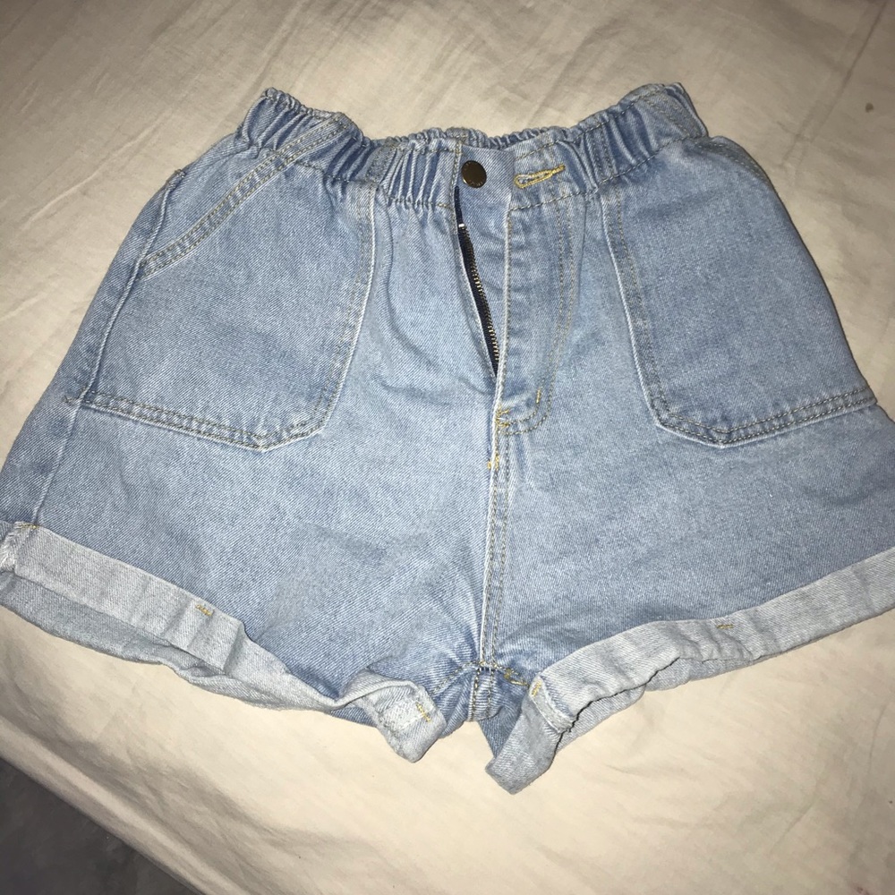 COPPER CLOSET BOUTIQUE SHORTS